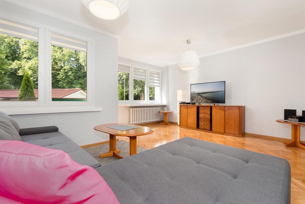 Spokojny Apartament Przy Parku Chopina By Noclegi Renters Świnoujście Buitenkant foto