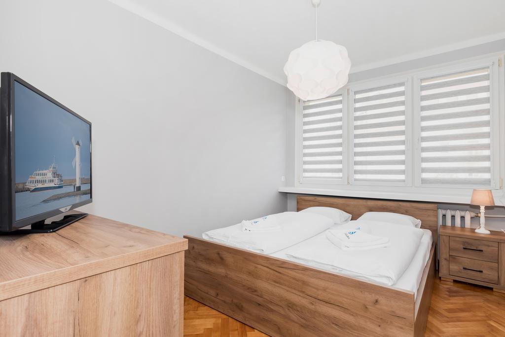 Spokojny Apartament Przy Parku Chopina By Noclegi Renters Świnoujście Buitenkant foto